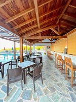 Bar u bazénu