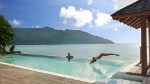 Bazén u grand beach pool vily