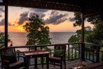 King sunset vila, terasa