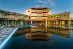 Hotel s bazénem
