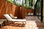 Terasa s lehátky