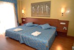 Suite room