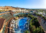 Hotel s bazénem