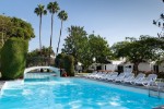 Hotel s bazénem 