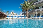 Hotel s bazénem