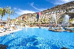 Hotel s bazénem