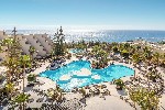 Hotel s bazénem
