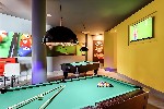 Sport bar