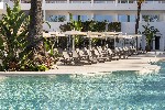 Hotel s bazénem 