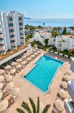 Hotel s bazénem