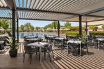 Restaurace u bazénu 