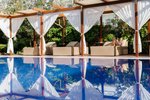 Oasis Selection Club Pool