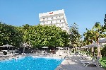 Hotel s bazénem