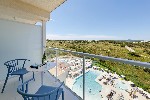 Pokoj Deluxe Pool view