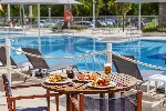 Pool snack bar terasa