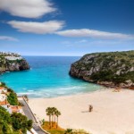 Španělsko, Menorca, Cala n Porter - CASTILLO SANCHO PANZA - Pláž