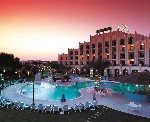 Hotel Al Ain Rotana dovolená