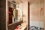 Dvoulůžkový pokoj Medium Mama, koupelna