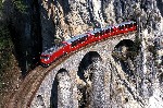 Bernina Express a viadukt Landwasser_242721.JPG