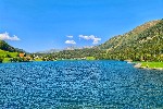 Jezero u Davosu - pěší turistika ve Švýcarsku
