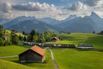 Hotel Vlakem mezi jezery a vrcholy Švýcarska dovolená