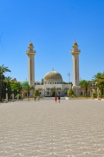 Poznávací okruh Tuniskem z Djerby na pevninu - mauzoleum Habiba Bourghiby