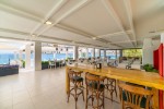 Snack bar