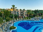 Hotel s bazénem