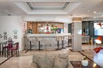 Lobby bar