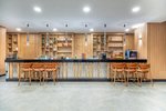 Lobby bar