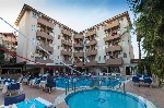 Hotel s bazénem