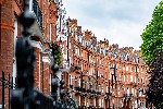 Zástavba z červených cihel ve čtvrti Knightsbridge