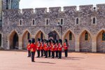 Anglie_hrad_Windsor_stridani_strazi_1_Radynacestu_foto_Pavel_Spurek.jpg