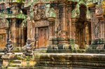 Banteay Srei v Siem Reap