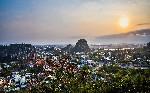 Vietnam_Marble_Mountains_vyhled_Radynacestu_foto_Pavel_Spurek.jpg