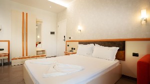 Hotel YLLI I DETIT wakacje