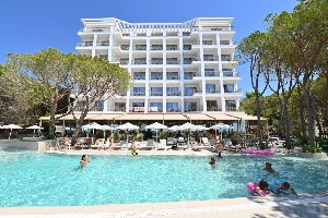 Hotel FLLAD RESORT & SPA wakacje