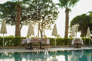 Hotel FLLAD RESORT & SPA wakacje