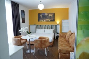 Hotel MONACO wakacje