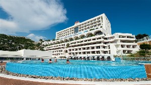 Hotel s bazénem