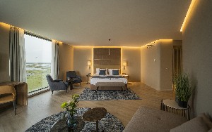 Corner Junior Suite