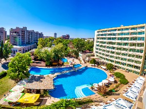 Hotel s bazénem