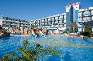 Hotel s bazénem