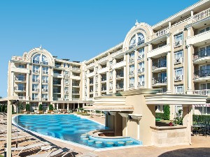 Hotel s bazénem