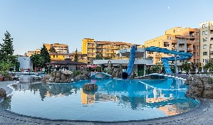 Hotel s bazénem
