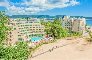 Hotel s bazénem
