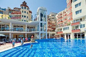 Hotel s bazénem