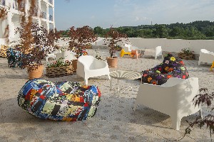 lounge terrace