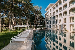 Hotel s bazénem