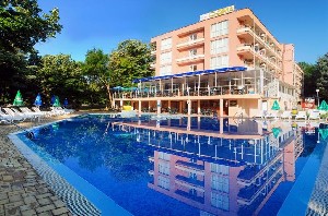 Hotel s bazénem